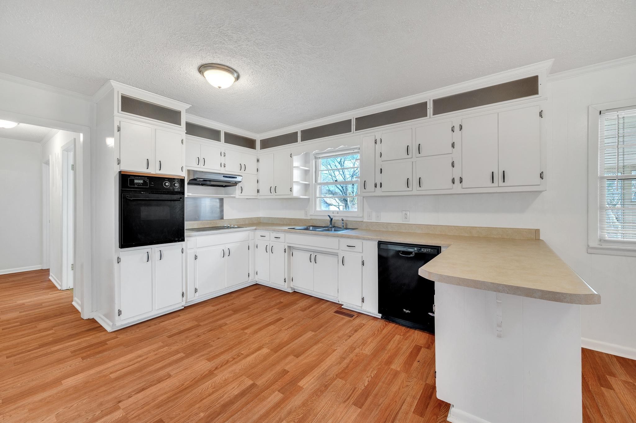 1077 Weeks Road Murfreesboro, TN 37127 - Photo 28 of 51 Gallery Image 28