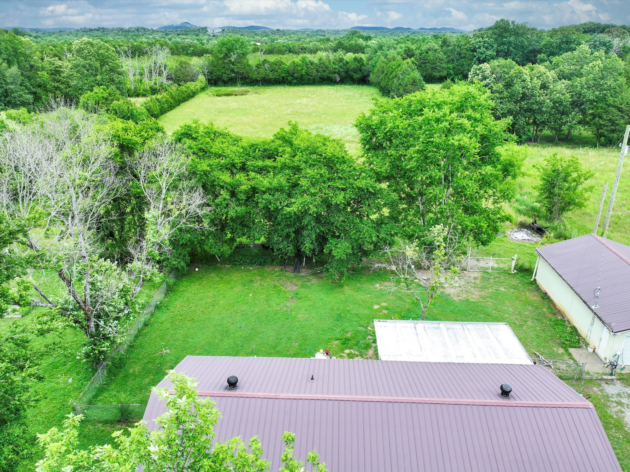 1077 Weeks Road Murfreesboro, TN 37127 - Photo 34 of 51 Gallery Image 34