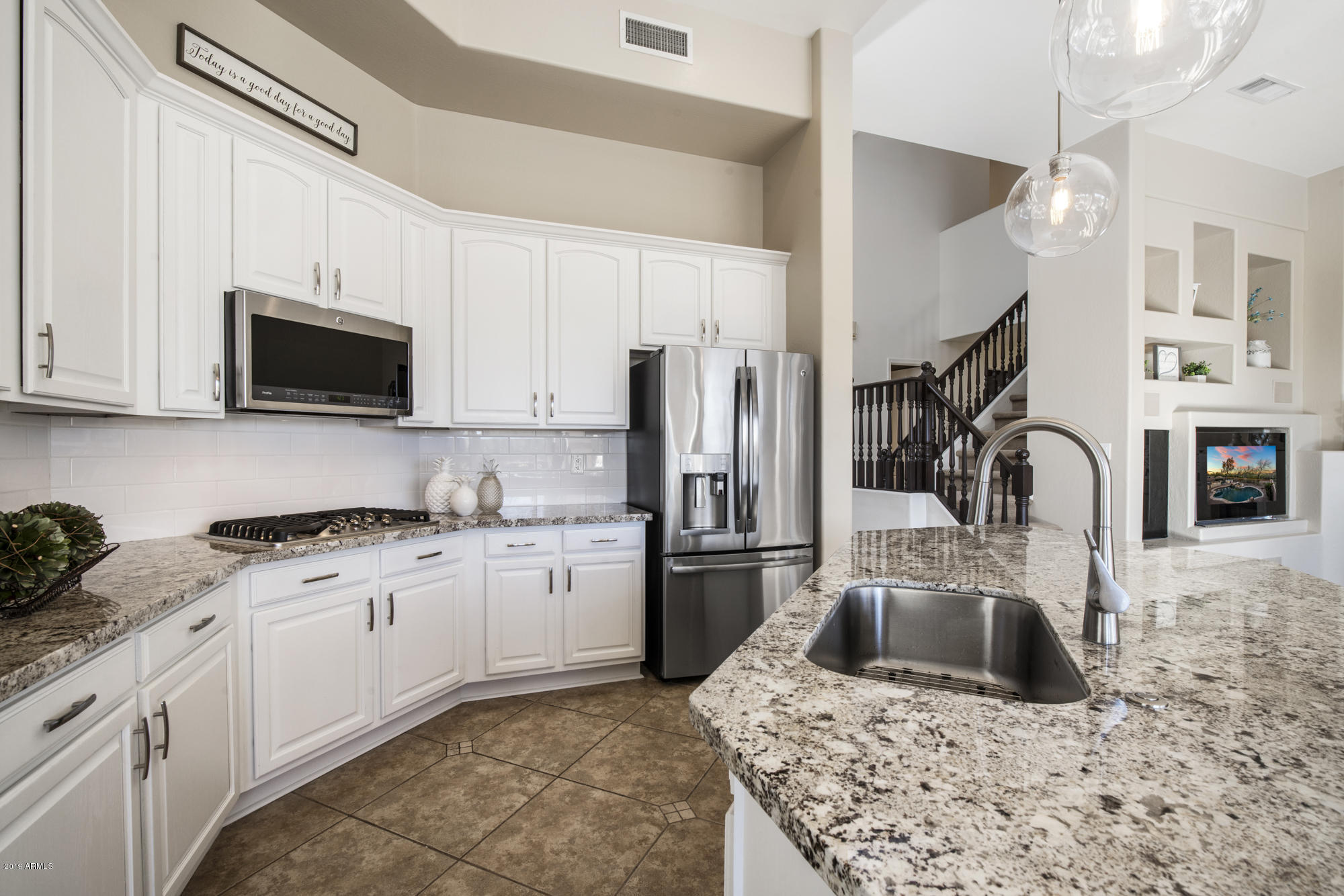 5205 East Hashknife Road Phoenix, AZ 85054 - Photo 13 of 67 Gourmet Kitchen