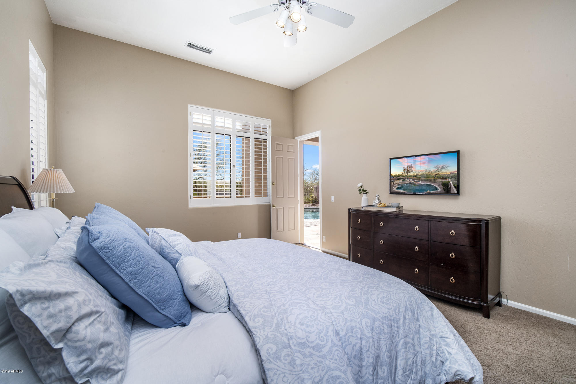 5205 East Hashknife Road Phoenix, AZ 85054 - Photo 23 of 67 Master Suite
