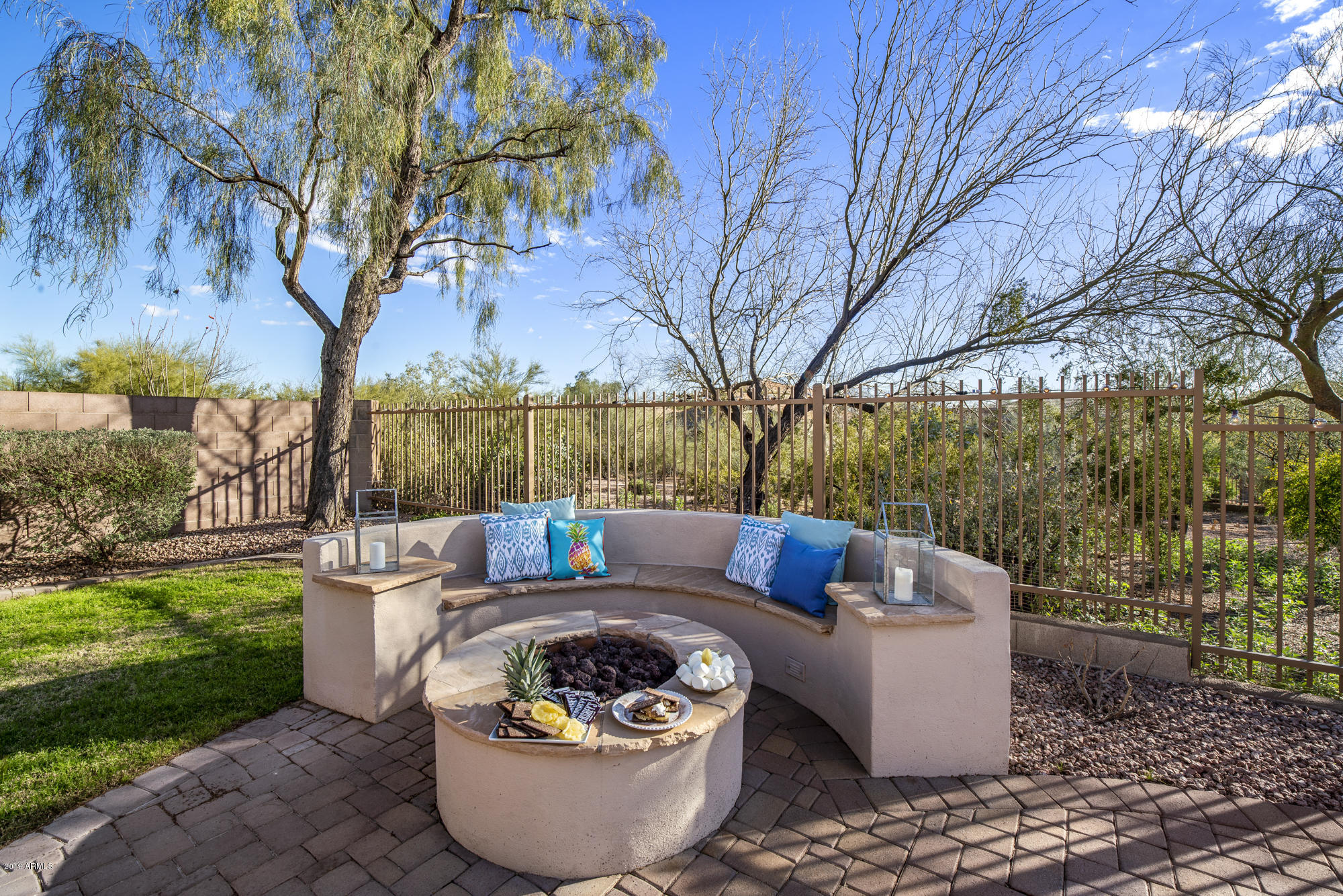 5205 East Hashknife Road Phoenix, AZ 85054 - Photo 4 of 67 Fire Pit