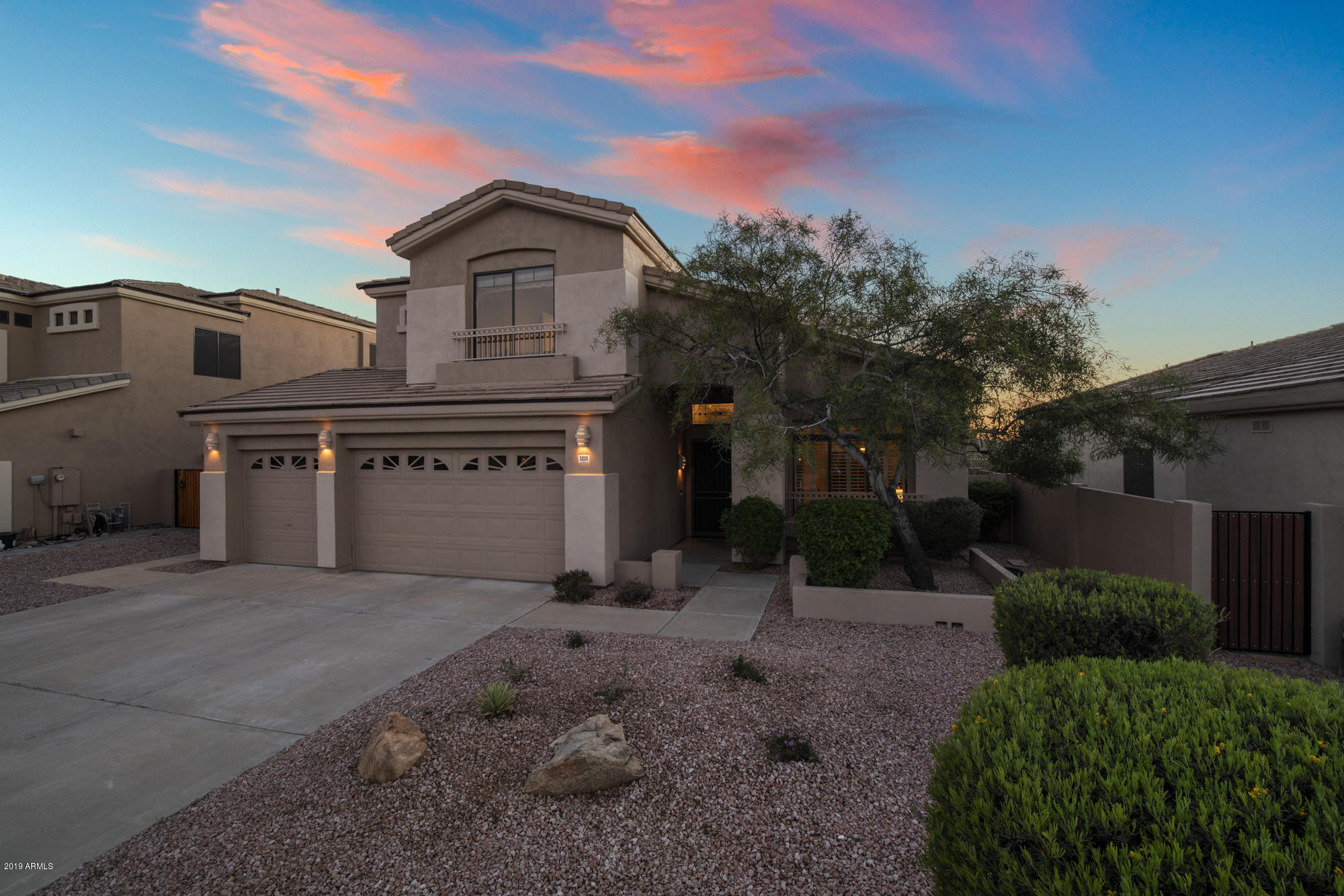 5205 East Hashknife Road Phoenix, AZ 85054 - Photo 58 of 67 Front View