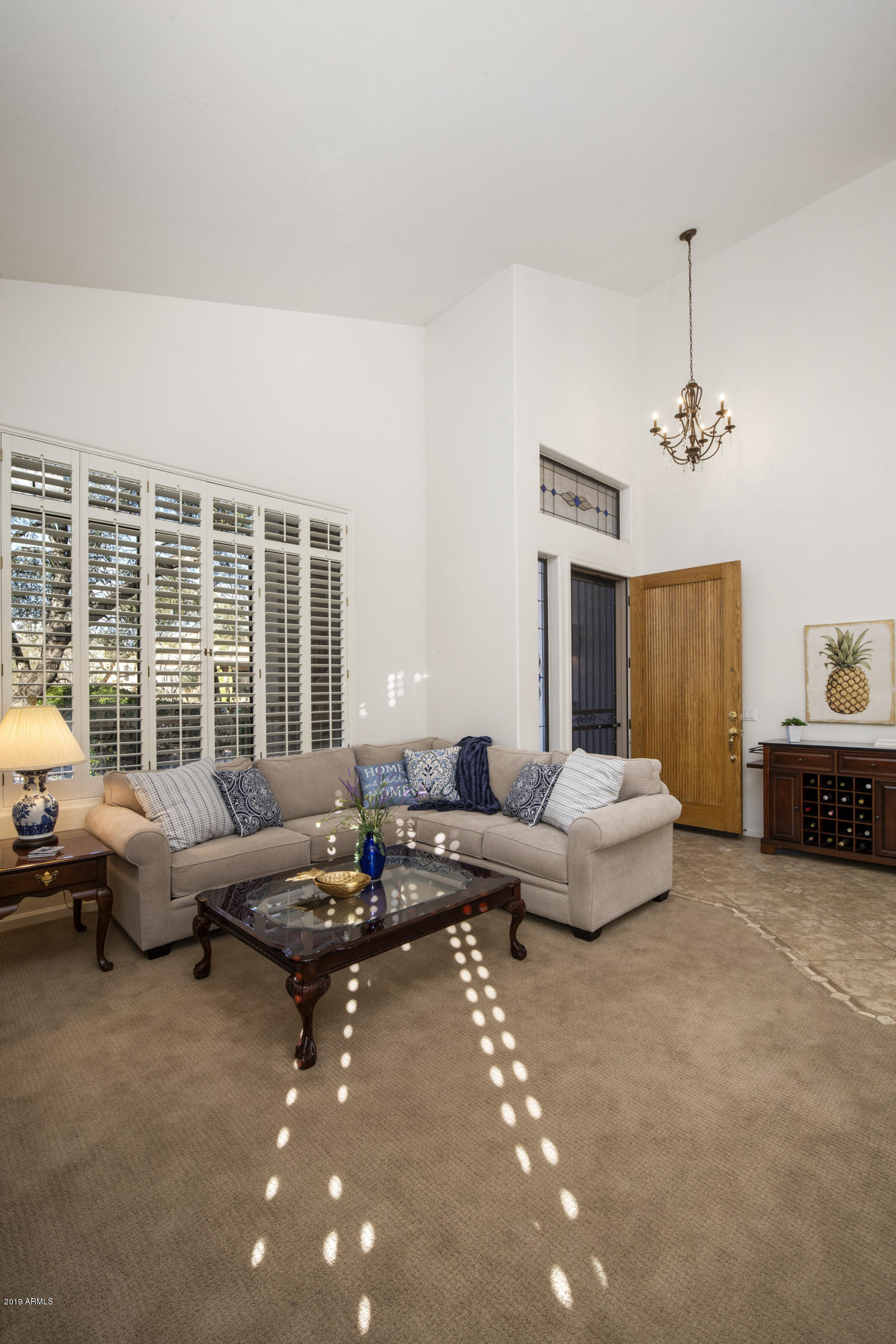 5205 East Hashknife Road Phoenix, AZ 85054 - Photo 10 of 67 Living Room