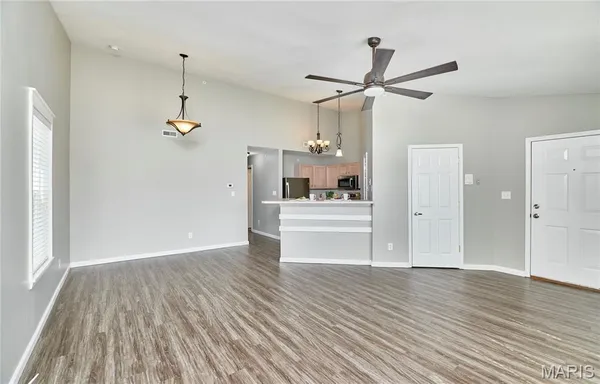 $170,000 | 21 Homefield Gardens Drive, Unit 28N, O'Fallon, MO 63366