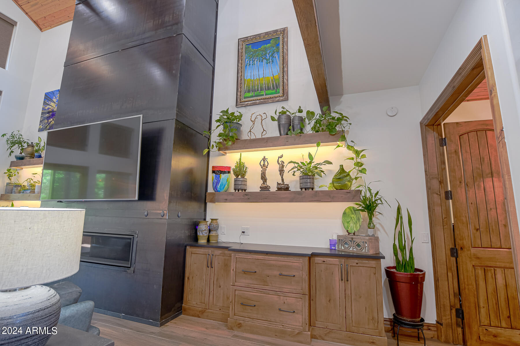 6038 Orion Show Low, AZ 85901 - Photo 20 of 95 Great Room Built in Cabinetry