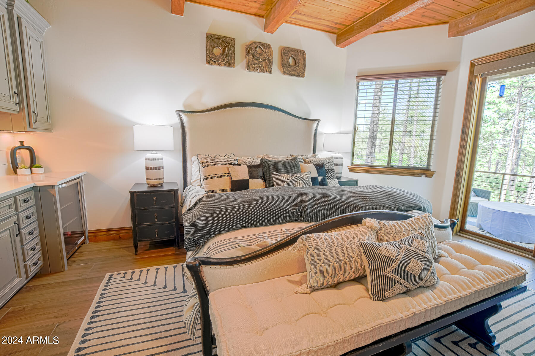 6038 Orion Show Low, AZ 85901 - Photo 30 of 95 Owners Suite