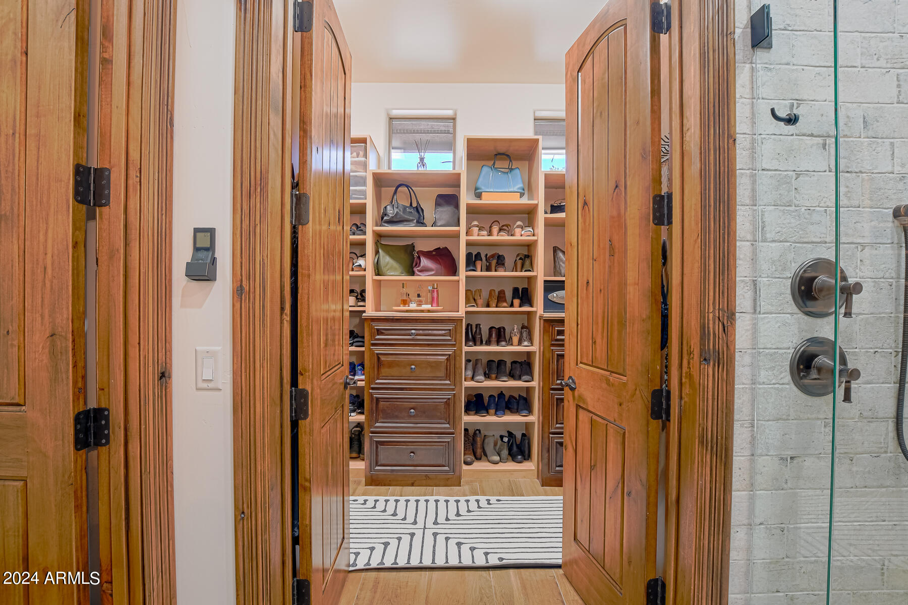 6038 Orion Show Low, AZ 85901 - Photo 39 of 95 Owners Walk in Closet