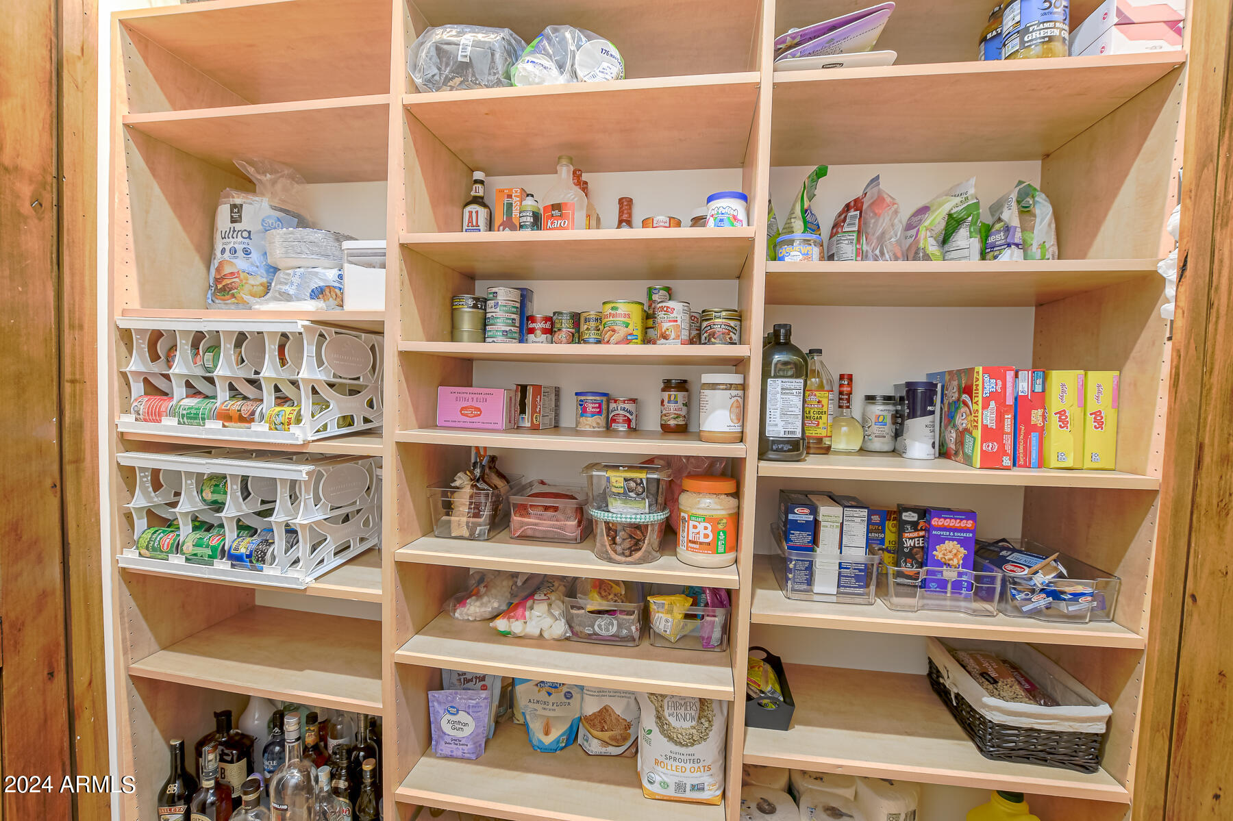 6038 Orion Show Low, AZ 85901 - Photo 44 of 95 Pantry