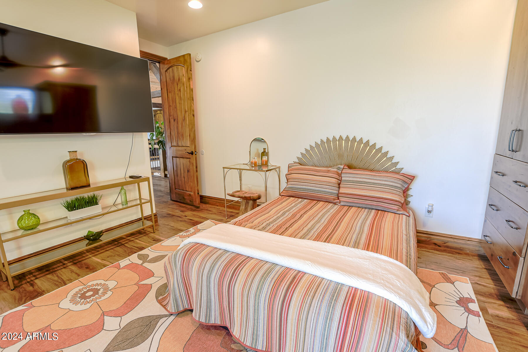 6038 Orion Show Low, AZ 85901 - Photo 52 of 95 Second Suite Upstairs (Guest Bedroom 5