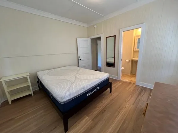 $4,975 | 676 Hana Highway, Paia, HI 96779