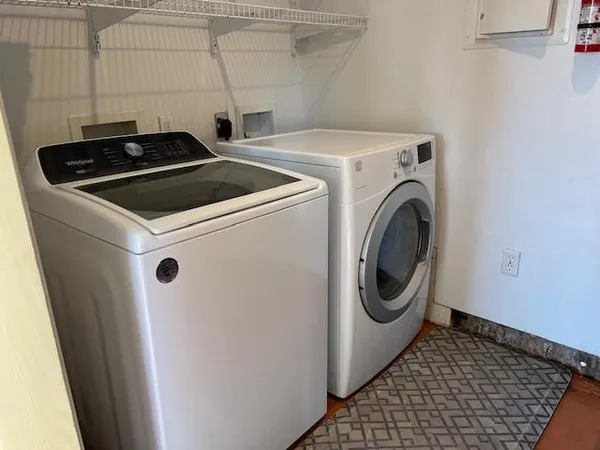 $4,975 | 676 Hana Highway, Paia, HI 96779