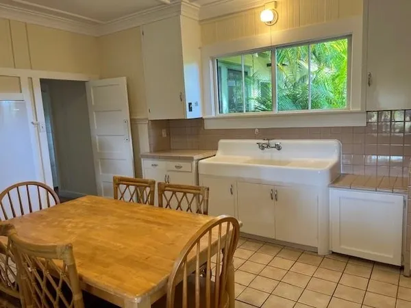 $4,975 | 676 Hana Highway, Paia, HI 96779