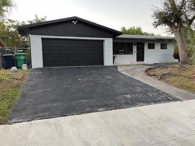 $3,500 | 11412 Southwest 113th Place, Miami, FL 33176