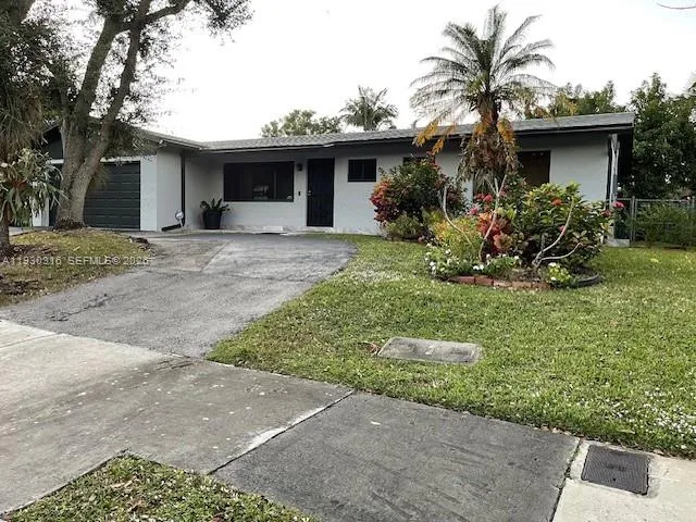 $3,500 | 11412 Southwest 113th Place, Miami, FL 33176
