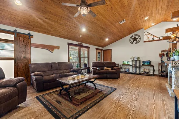 $724,513 | 4292 Southwest 73rd Trail, Bushnell, FL 33513