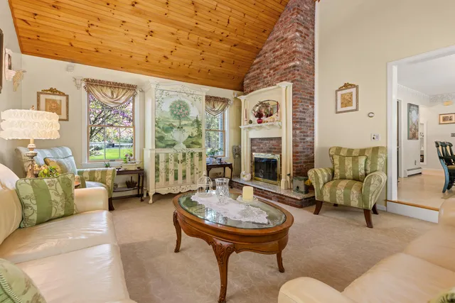 $1,350,000 | 31 Rebecca Road, Ogunquit, ME 03907