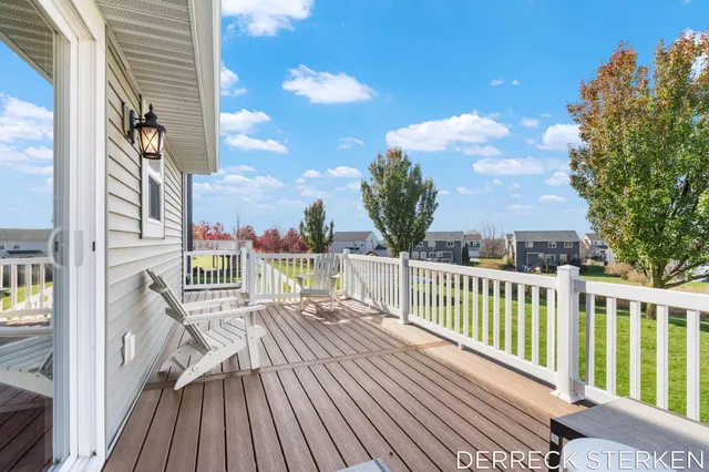 $475,000 | 2749 Blue Stem Drive, Zeeland, MI 49464