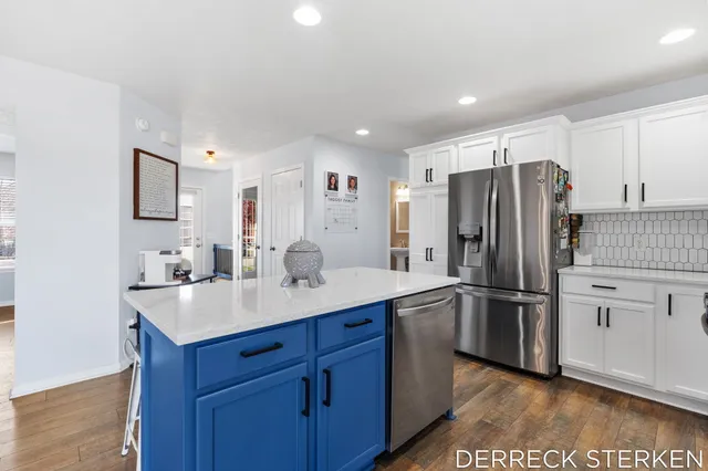 $475,000 | 2749 Blue Stem Drive, Zeeland, MI 49464