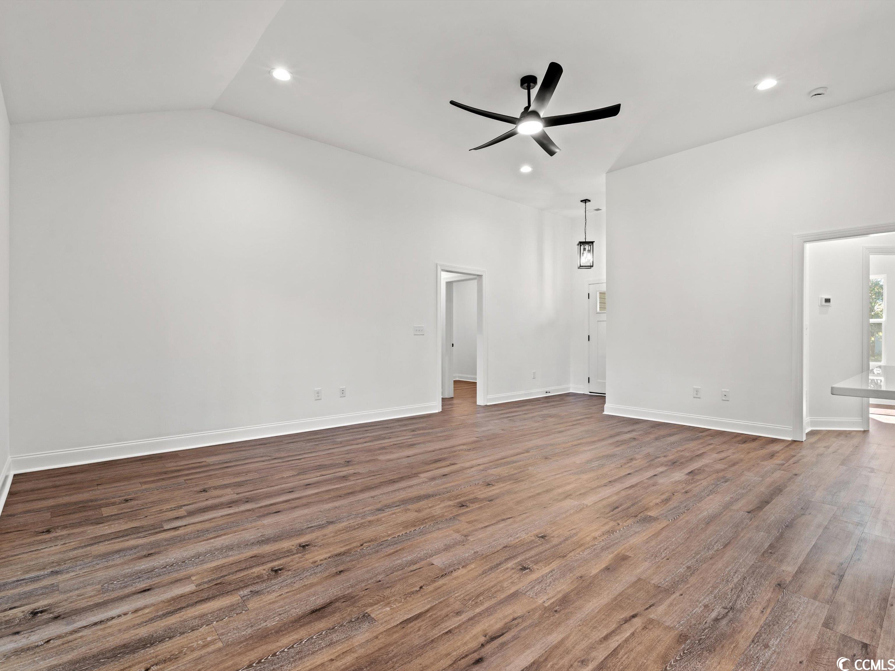 1029 Kings Road Conway, SC 29526 - Photo 7 of 32