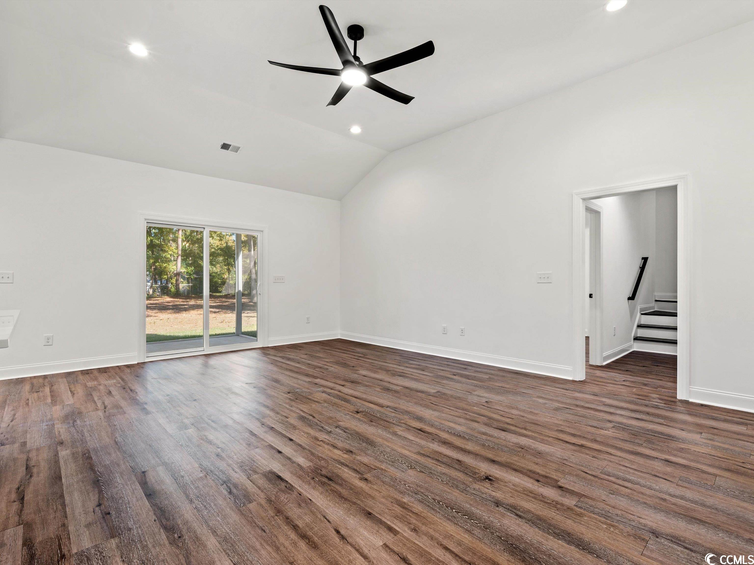 1029 Kings Road Conway, SC 29526 - Photo 8 of 32