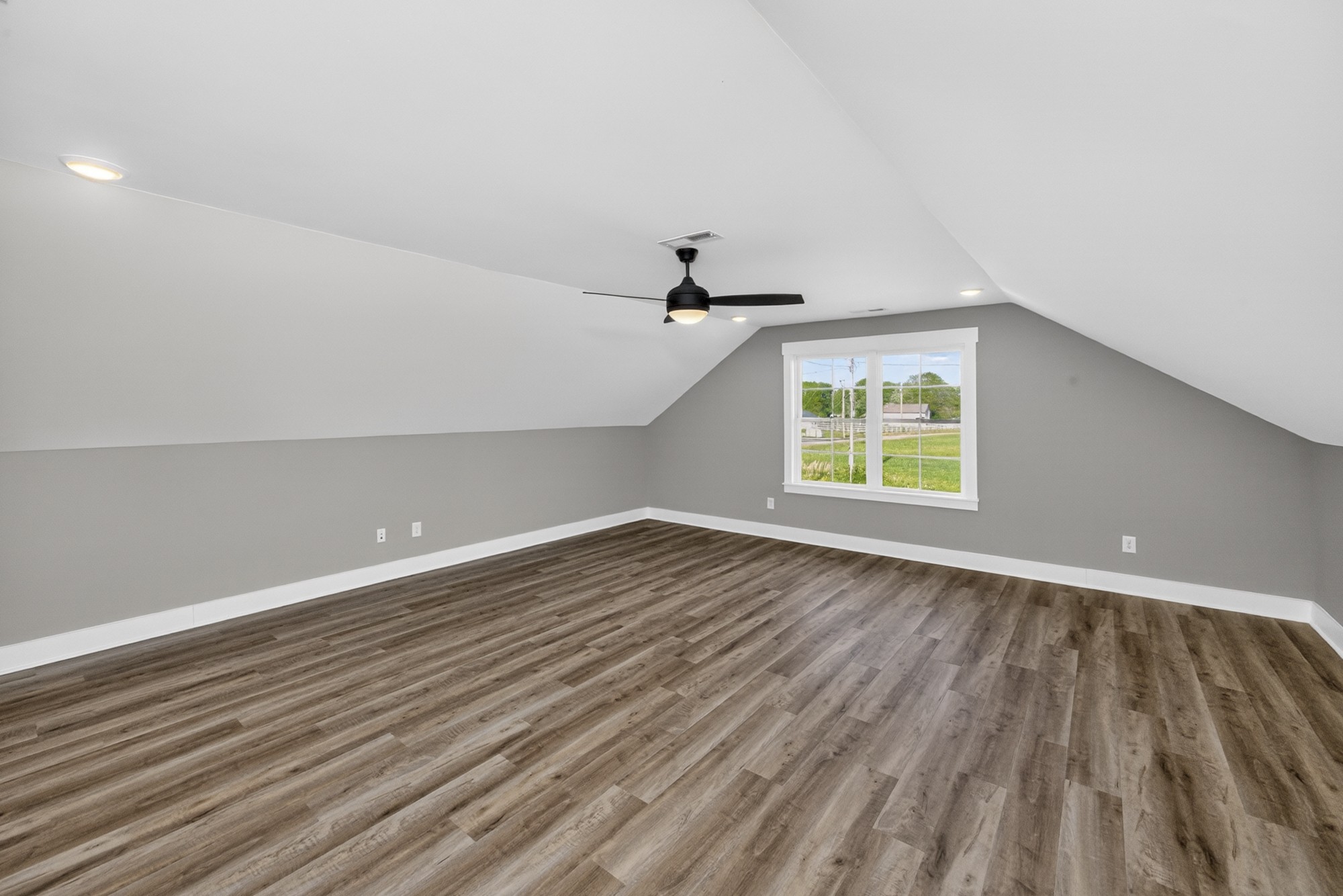 237 Copperas Creek Road Tullahoma, TN 37388 - Photo 36 of 43