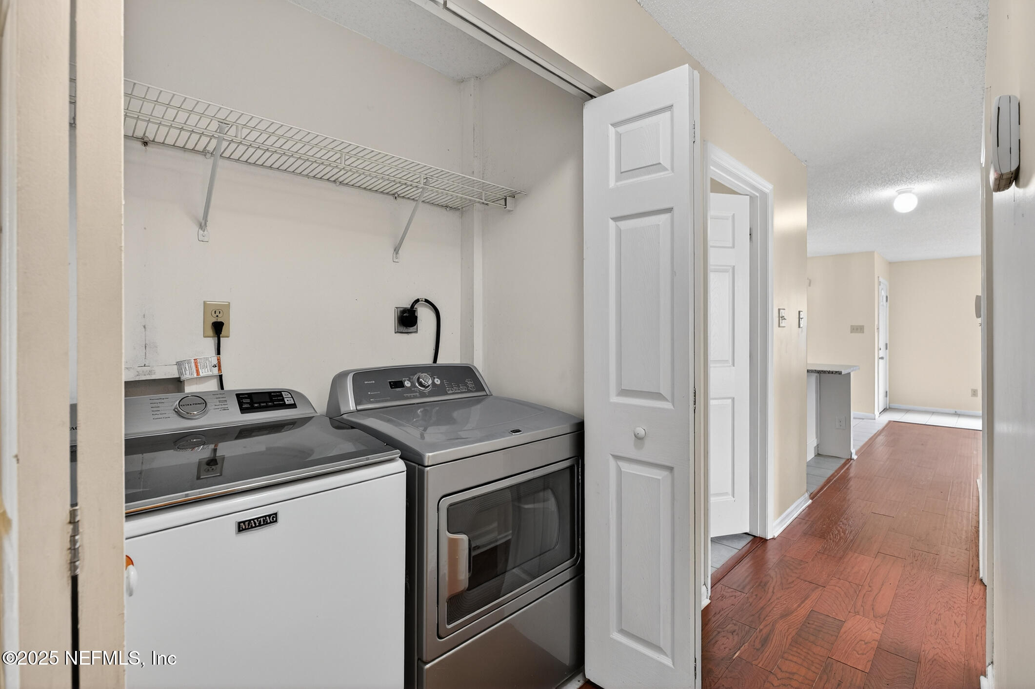 1528 Jordan Street Atlantic Beach, FL 32233 - Photo 14 of 24 Laundry