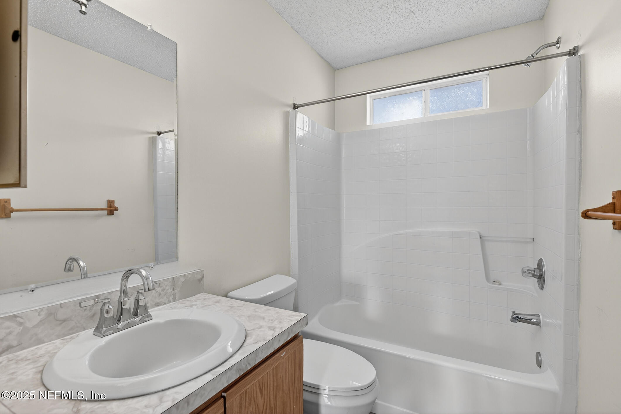 1528 Jordan Street Atlantic Beach, FL 32233 - Photo 10 of 24 Bathroom