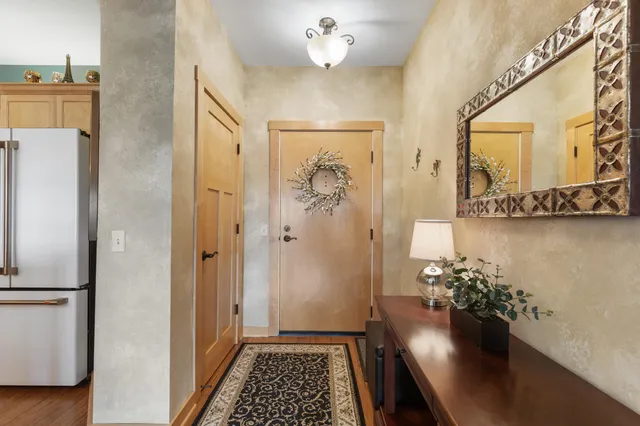 $459,900 | N51W34861 East Wisconsin Avenue, Unit 3119, Oconomowoc, WI 53069