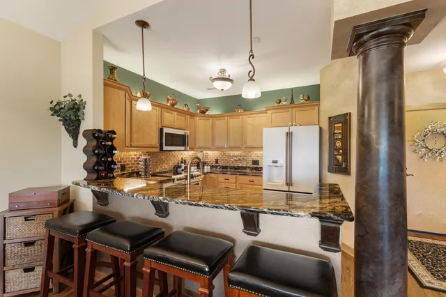 $459,900 | N51W34861 East Wisconsin Avenue, Unit 3119, Oconomowoc, WI 53069