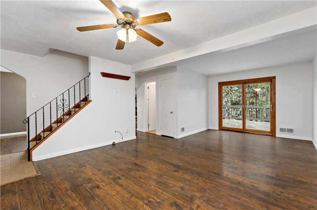 4629 Mt Troy Rd Extension Pittsburgh, PA 15214 - Photo 5 of 34 Gallery Image 5