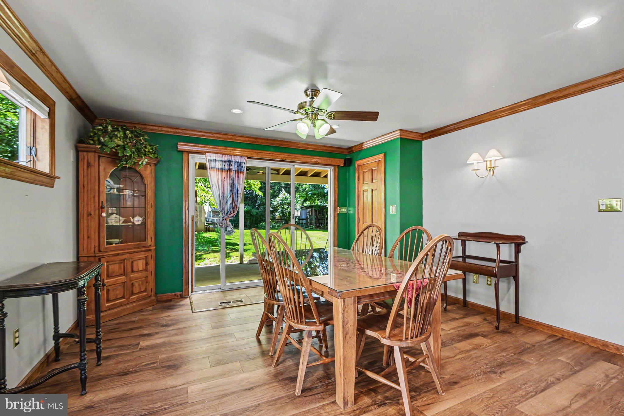 102 Redford Road Oreland, PA 19075 - Photo 12 of 43