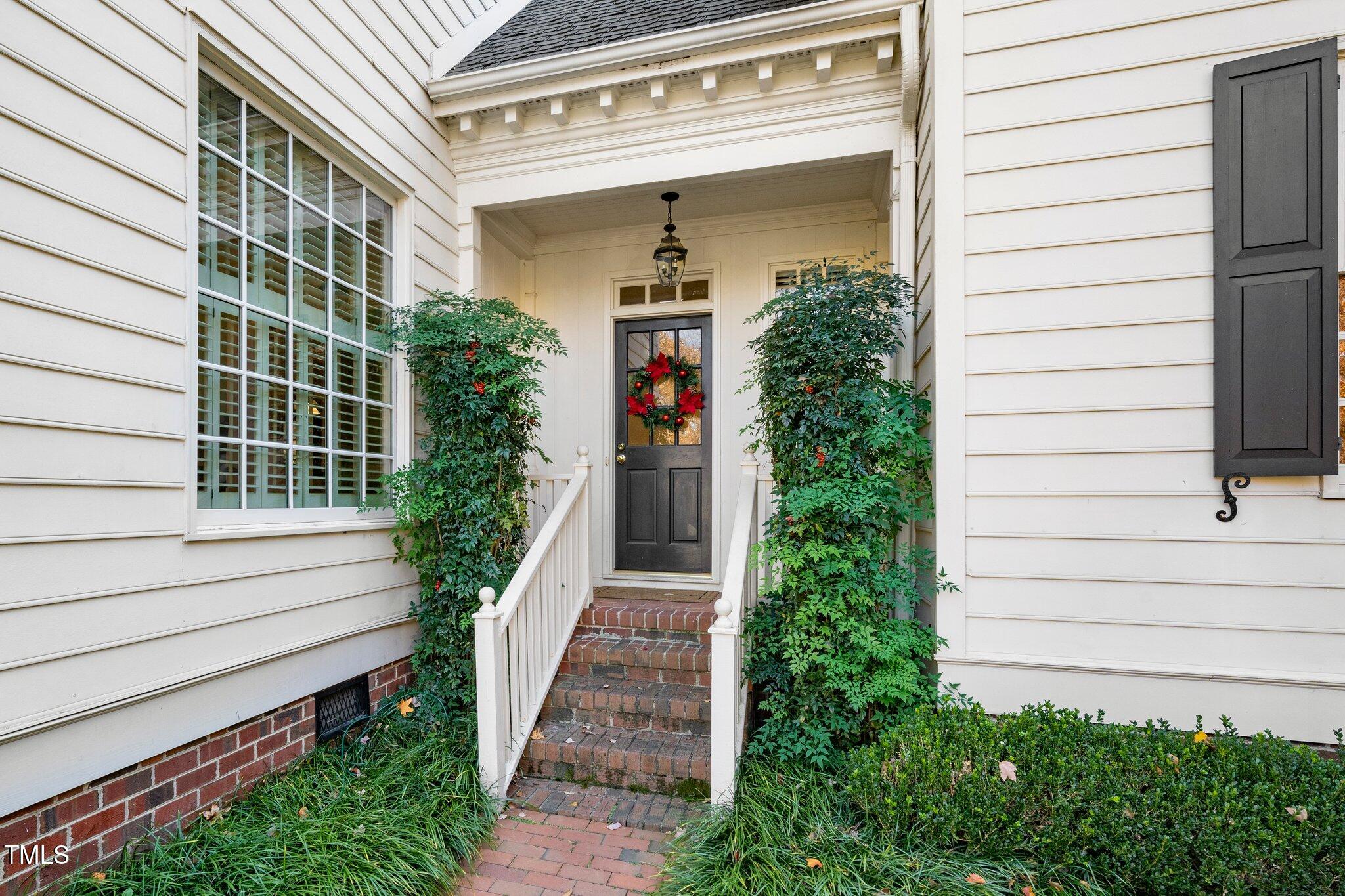 Friends Entrance
