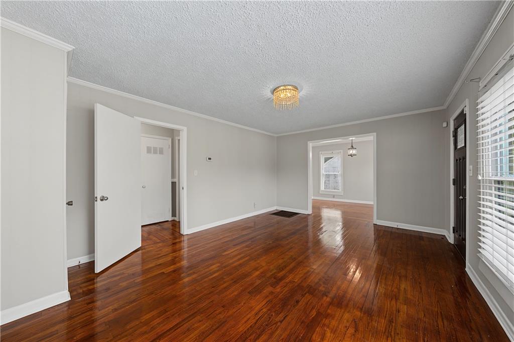 2327 Ben Hill Road East Point, GA 30344 - Photo 5 of 19 Gallery Image 5