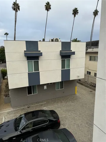 $4,500 | 621 North Normandie Avenue, Los Angeles, CA 90004