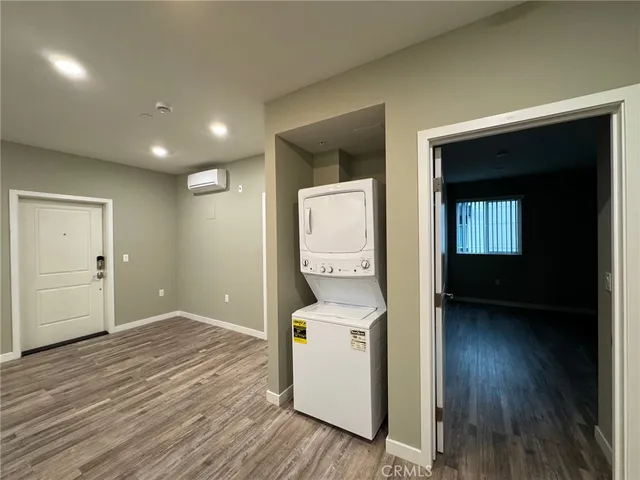 $4,500 | 621 North Normandie Avenue, Los Angeles, CA 90004