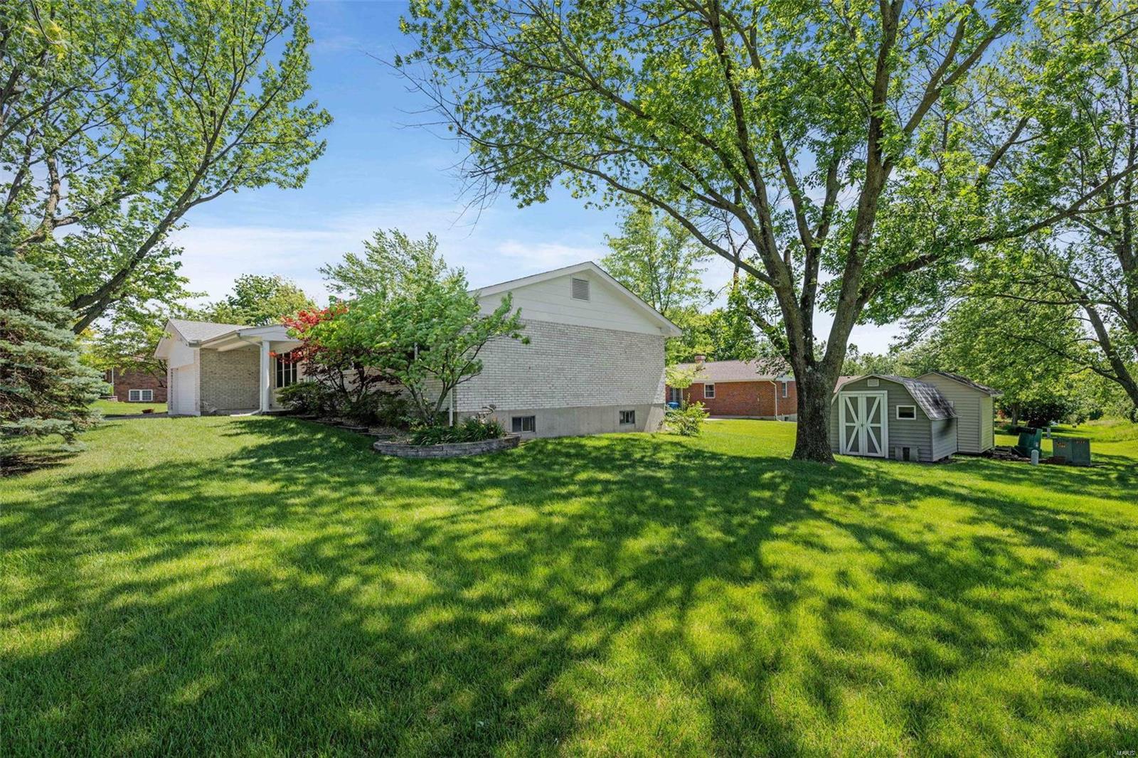 3301 Tally Ho Drive St. Charles, MO 63301 - Photo 5 of 24