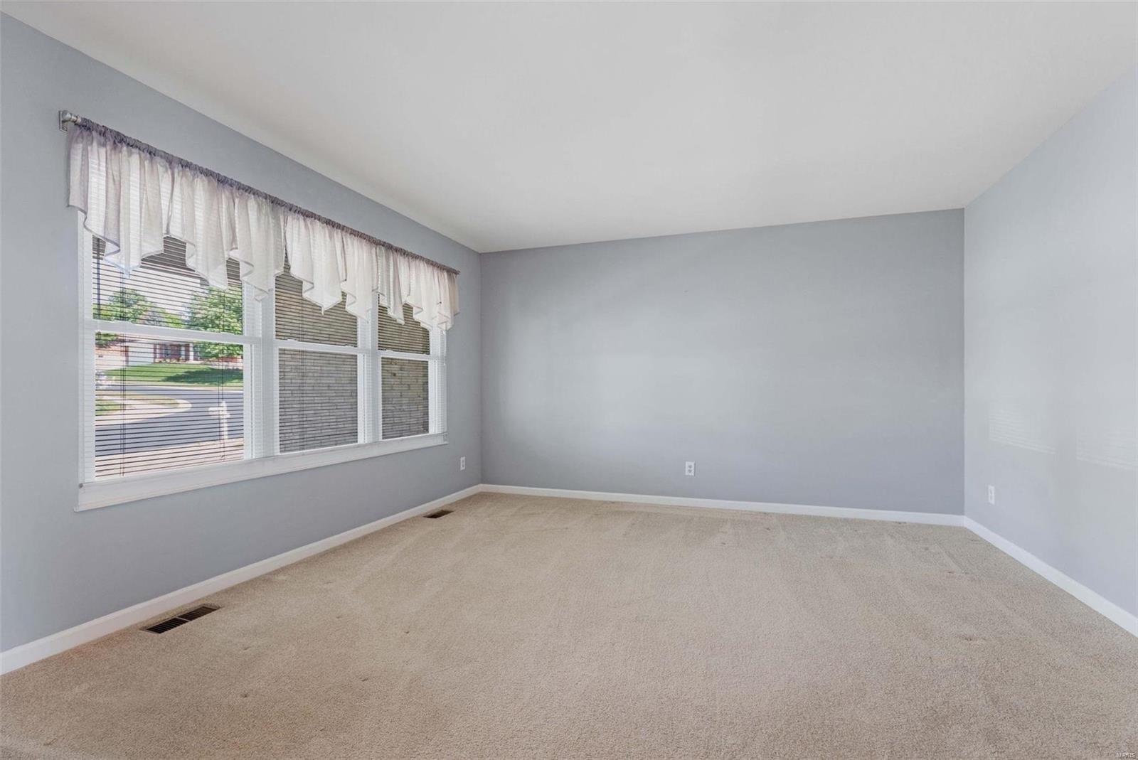 3301 Tally Ho Drive St. Charles, MO 63301 - Photo 7 of 24