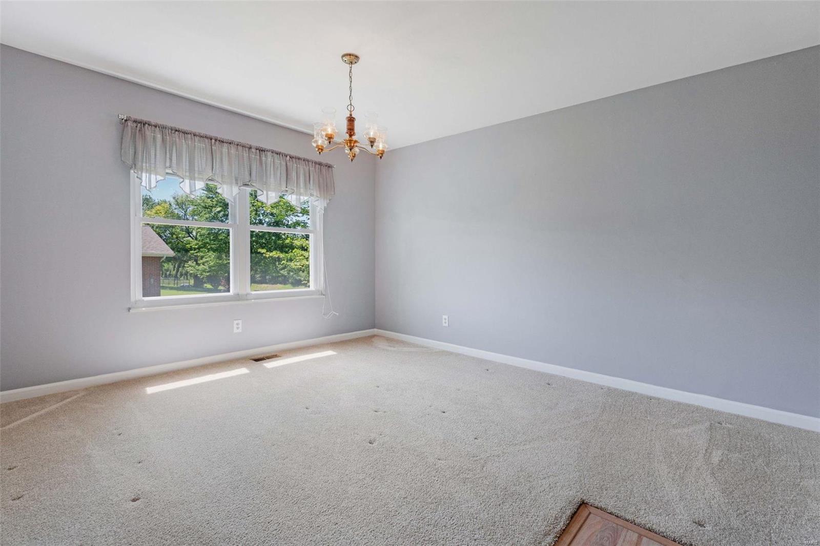 3301 Tally Ho Drive St. Charles, MO 63301 - Photo 8 of 24