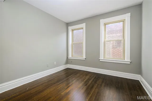 $349,900 | 4140 Shaw Boulevard, St. Louis, MO 63110