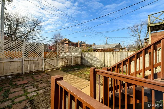 $349,900 | 4140 Shaw Boulevard, St. Louis, MO 63110