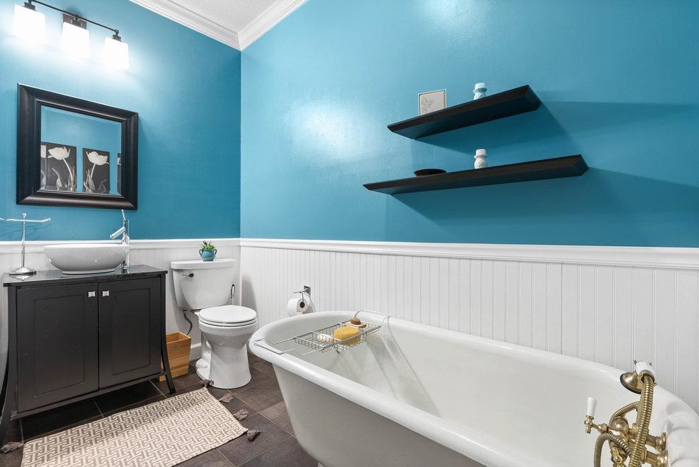 140 Clearwater Road Landrum, SC 29356 - Photo 18 of 36