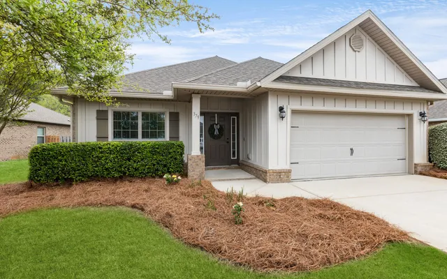 $425,000 | 379 Whitman Way, Freeport, FL 32439