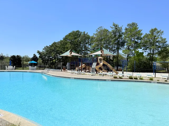 $425,000 | 379 Whitman Way, Freeport, FL 32439