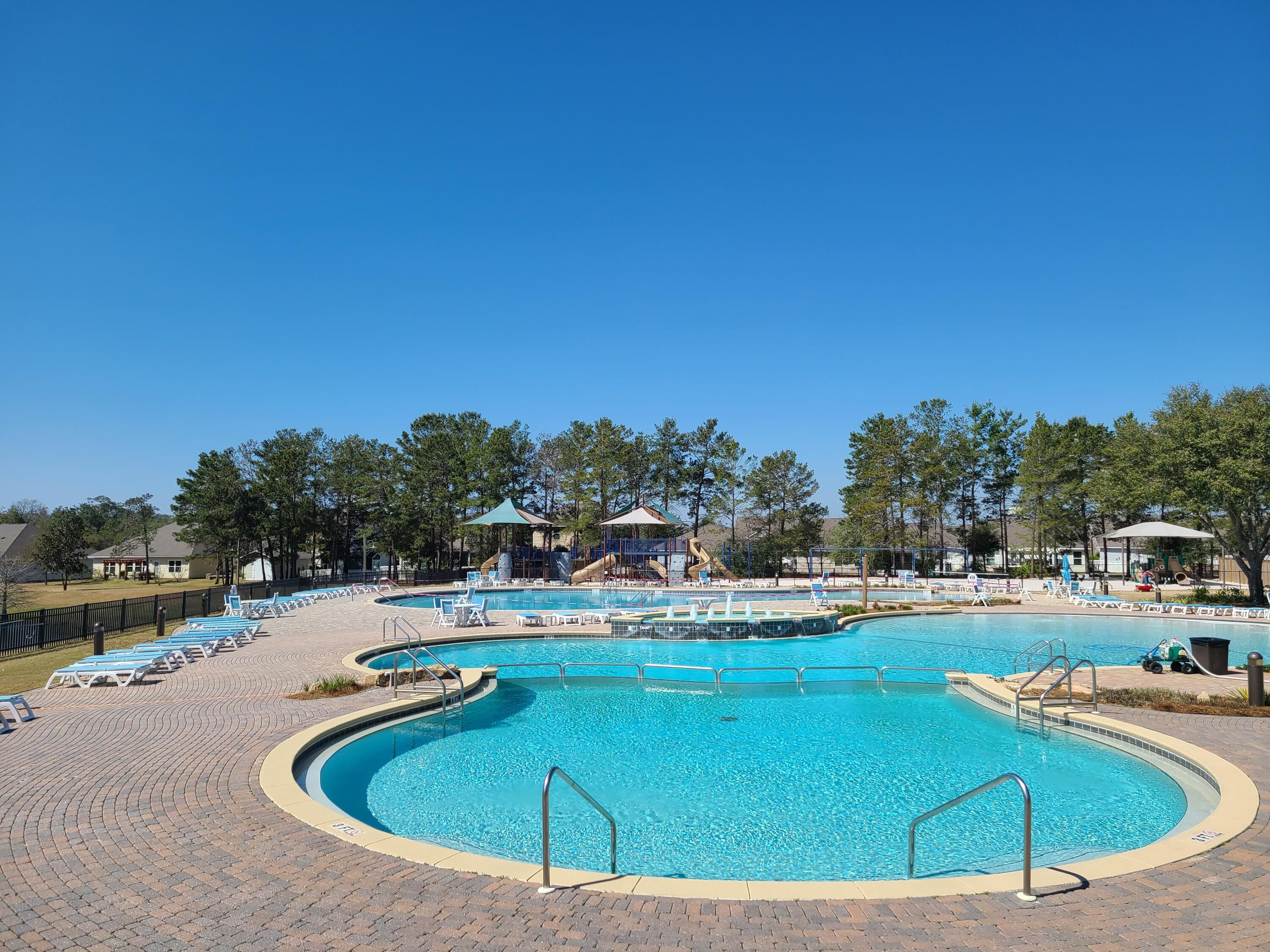 379 Whitman Way Freeport, FL 32439 - Photo 58 of 97 20210308_104236