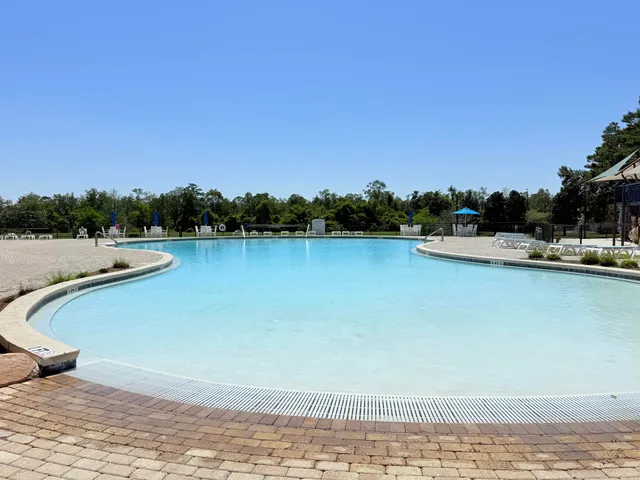 $425,000 | 379 Whitman Way, Freeport, FL 32439