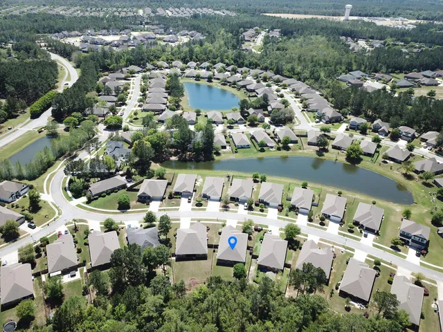 $425,000 | 379 Whitman Way, Freeport, FL 32439