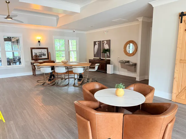 $425,000 | 379 Whitman Way, Freeport, FL 32439