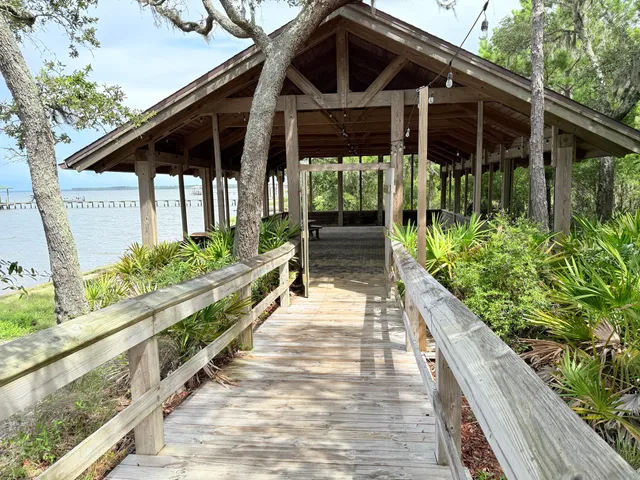 $425,000 | 379 Whitman Way, Freeport, FL 32439