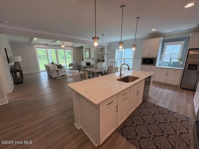 $624,900 | 120 Flat Clam Drive, Wilmington, NC 28401