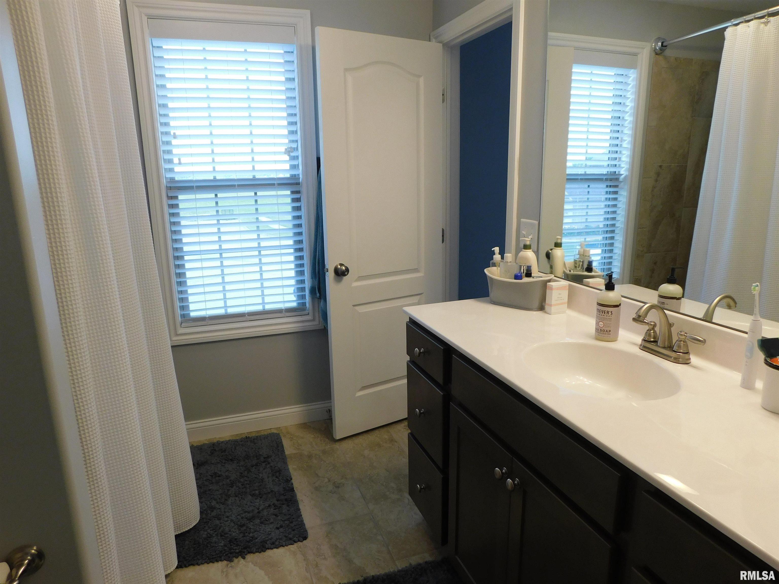 742 Labrador Way Washington, IL 61571 - Photo 21 of 50 Gallery Image 21